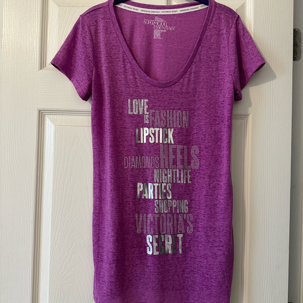 Vintage VS/Pink V-Neck tee